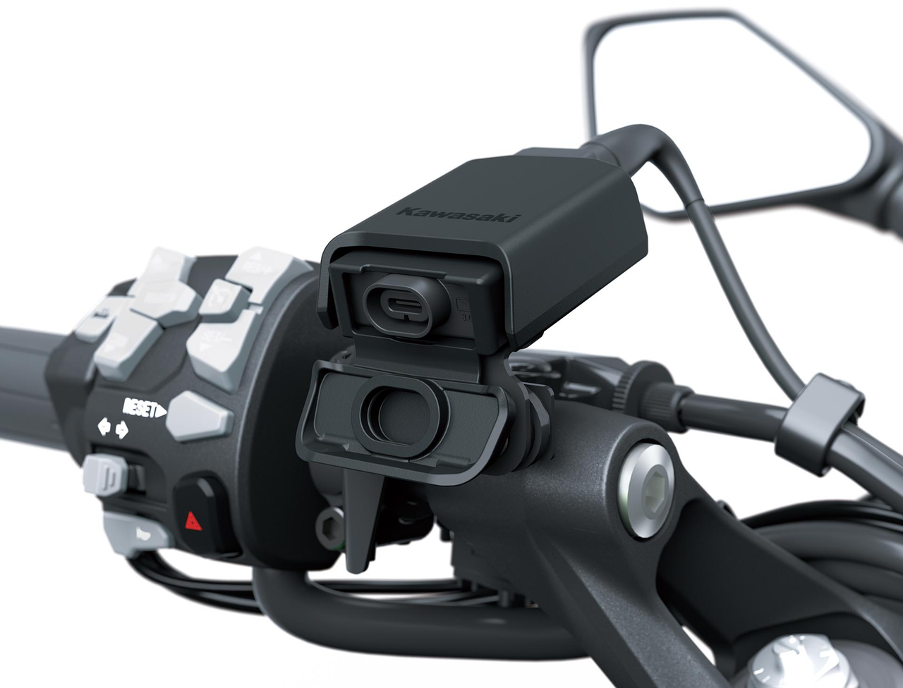 USB-C zásuvka namontovaná na riadidlách